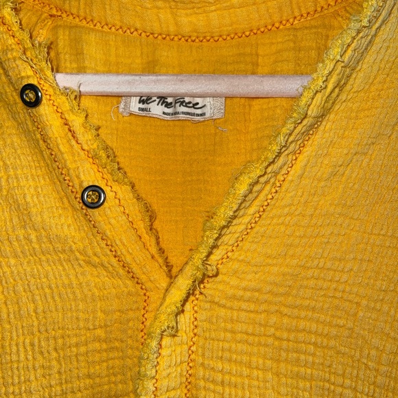We The Free Mustard Button-Down Shirt S - Picture 5 of 6